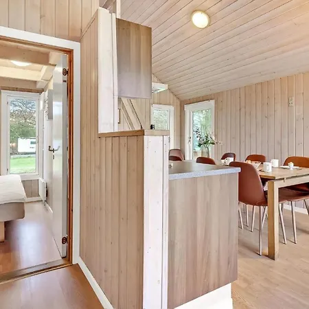 Beautiful In With Kitchen بيت للعطل هِنستهولم