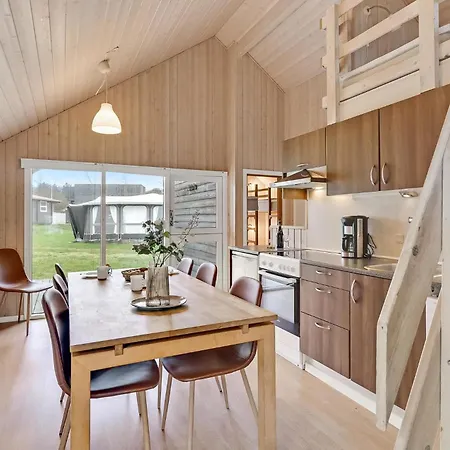 Beautiful In With Kitchen *